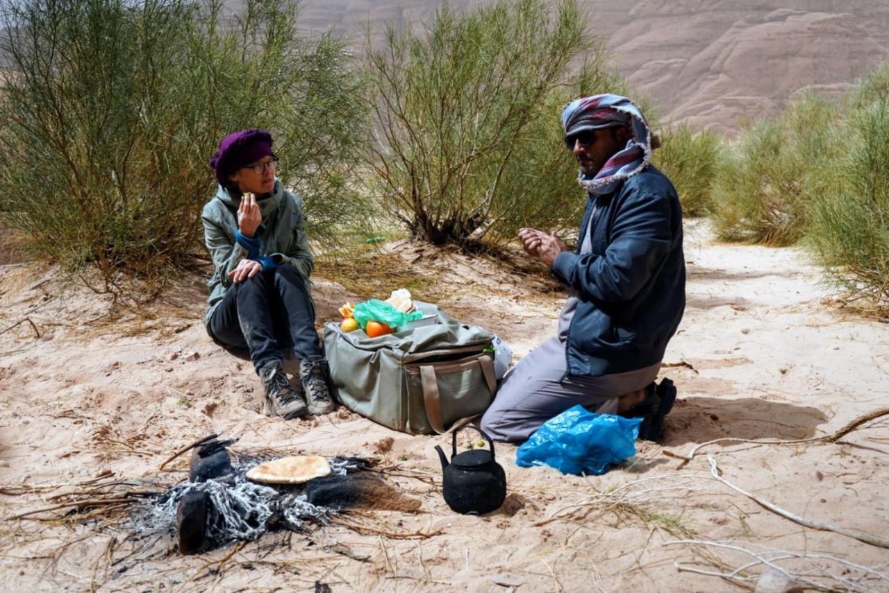 Wadi Rum-Bedouin Tents And Jeep Tours Экстерьер фото