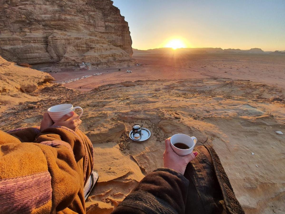 Wadi Rum-Bedouin Tents And Jeep Tours Экстерьер фото