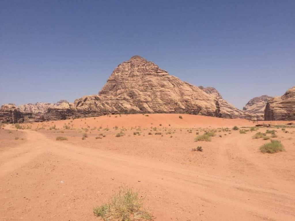 Wadi Rum-Bedouin Tents And Jeep Tours Экстерьер фото